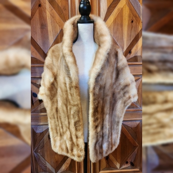 Mr. John Jackets & Blazers - 1960 Mr. John Mink Stole Fur